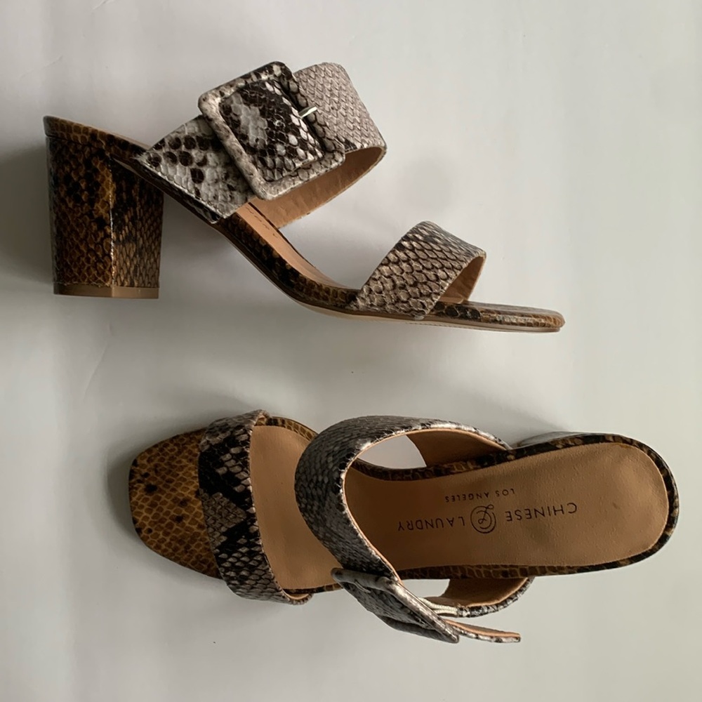 NWT! Chinese Laundry Yippy Snake slide